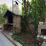 Great Located Family Apartman Marina