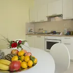 Great Located Family Apartman Marina