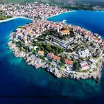 Apartman Great Located Family